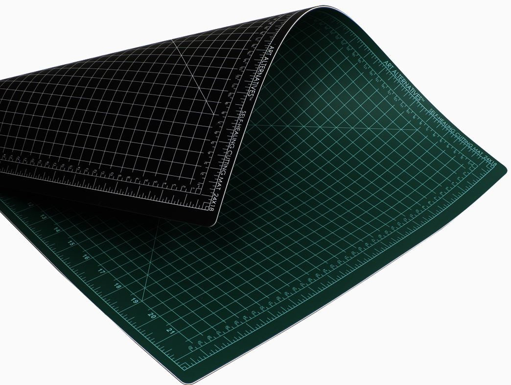 Art Alternatives Cutting Mat 24x36 Green/Black